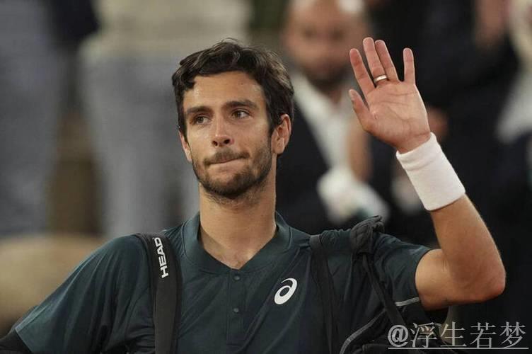 穆塞蒂伤退 阿尔卡拉斯闯入法网决赛